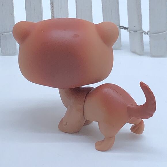 Littlest Pet Shop LPS #334 Red Brown Ferret Weasel Teal Eyes Cozy Care Center - Picture 2 of 5